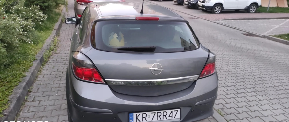 Opel Astra cena 11000 przebieg: 217000, rok produkcji 2006 z Kraków małe 154